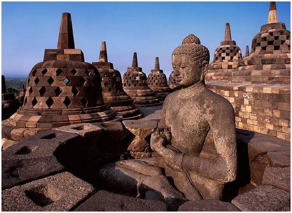 intermede-temple-java-borobudur