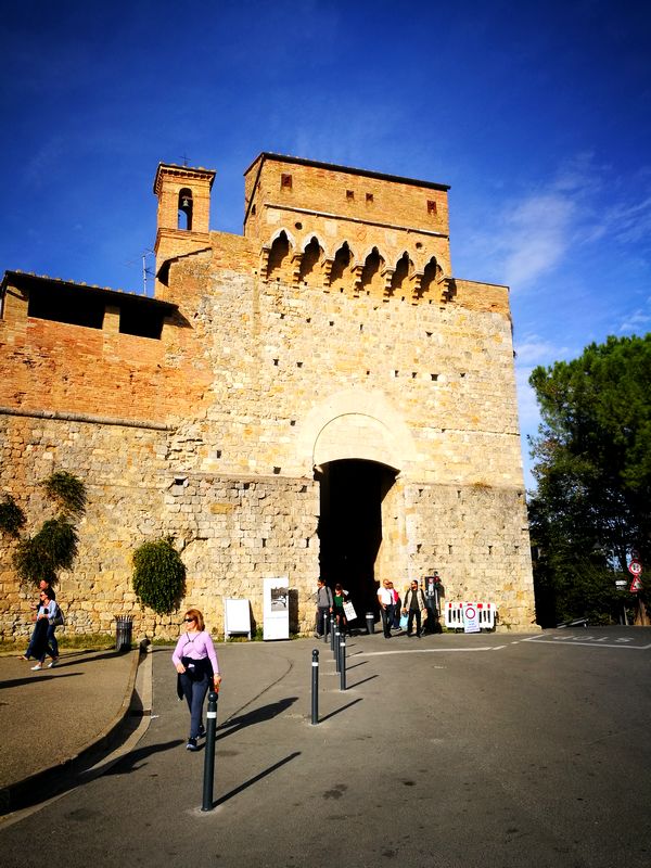 Entrée de la ville San Gimignano